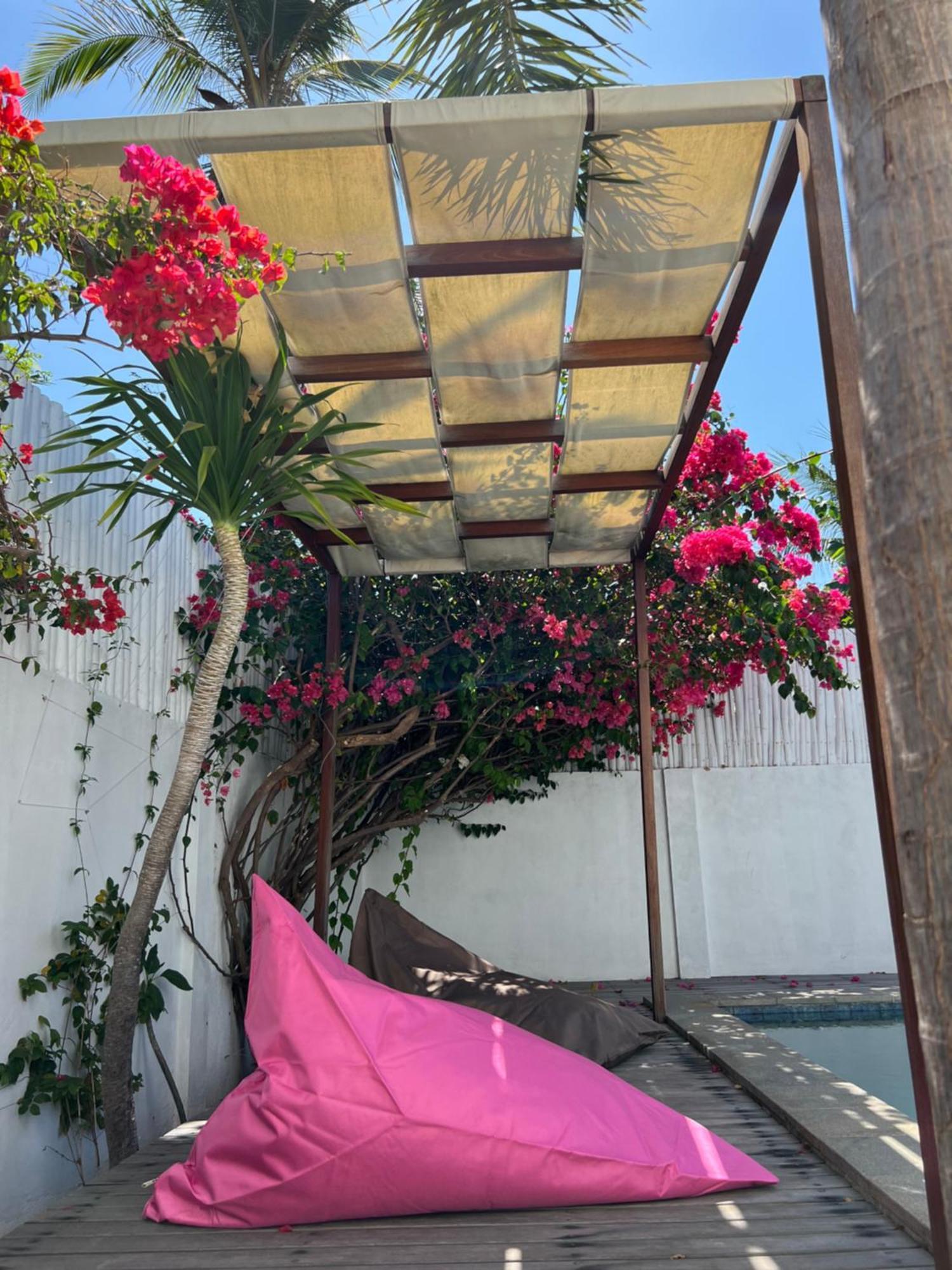 Villa Luna Sunset Beach Quần đảo Gili Ngoại thất bức ảnh